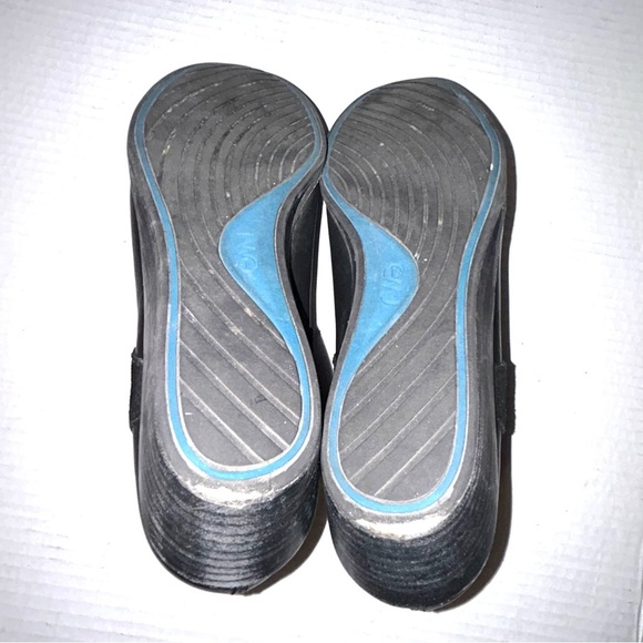 Emu Carlise Wedge Heel Ankle Booties Boots Black Suede Leather Size 8.5 READ - Picture 8 of 13